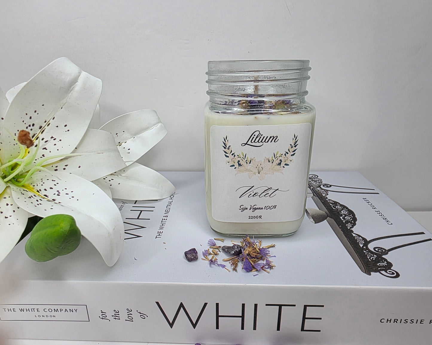 Violet - Lilium Candle