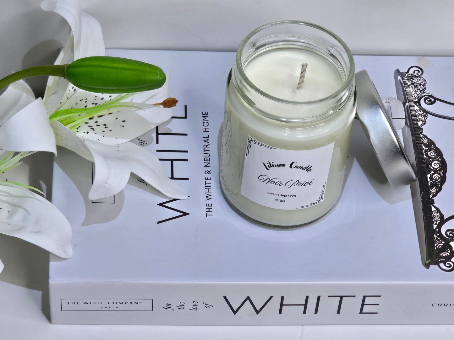 NUEVO - Noir Privé - Lilium Candle