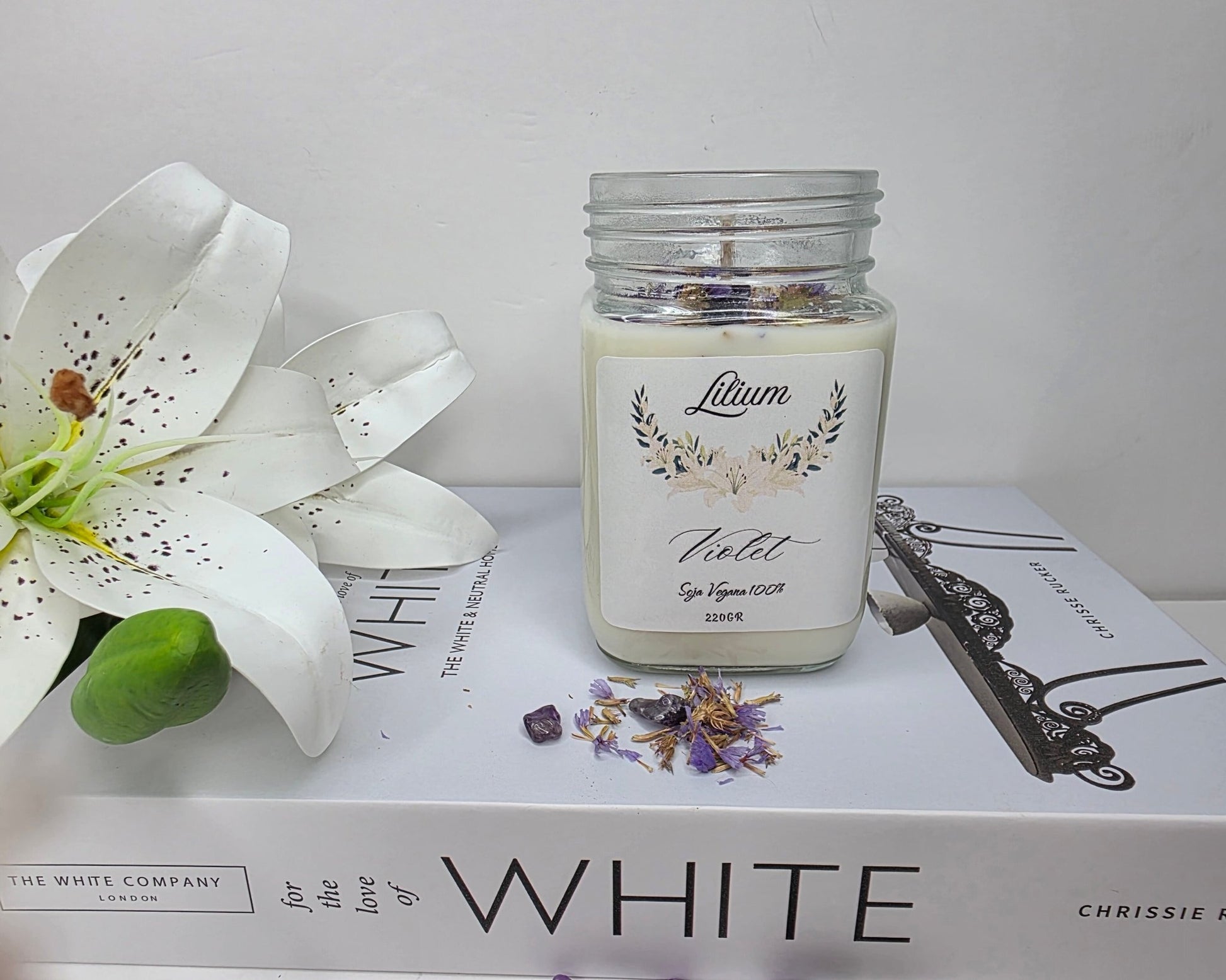 Violet - Lilium Candle